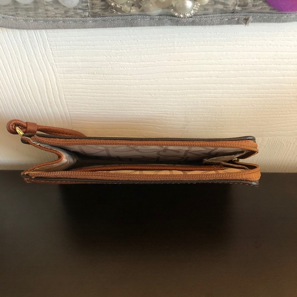 Calvin Klein Wristlet - Picture 6 of 12